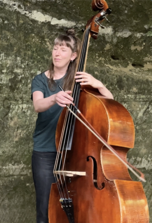 johanna_bass_1.png johanna_bass_1.png